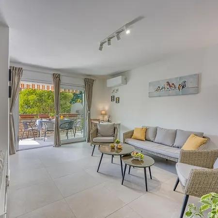 Lipa Korta - Family Apartment In Porec, 850 M To The Sea Exteriér fotografie