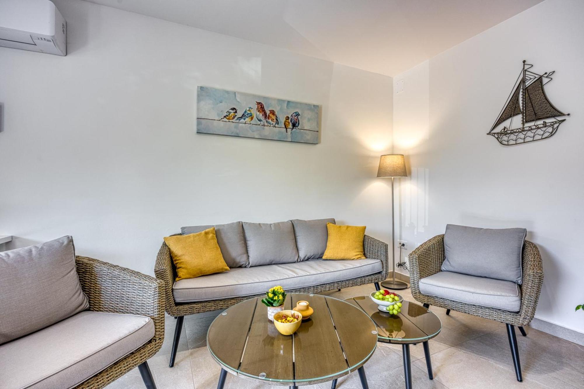 Apartment Lipa Korta - Family In Porec, 850 M To The Sea Porec