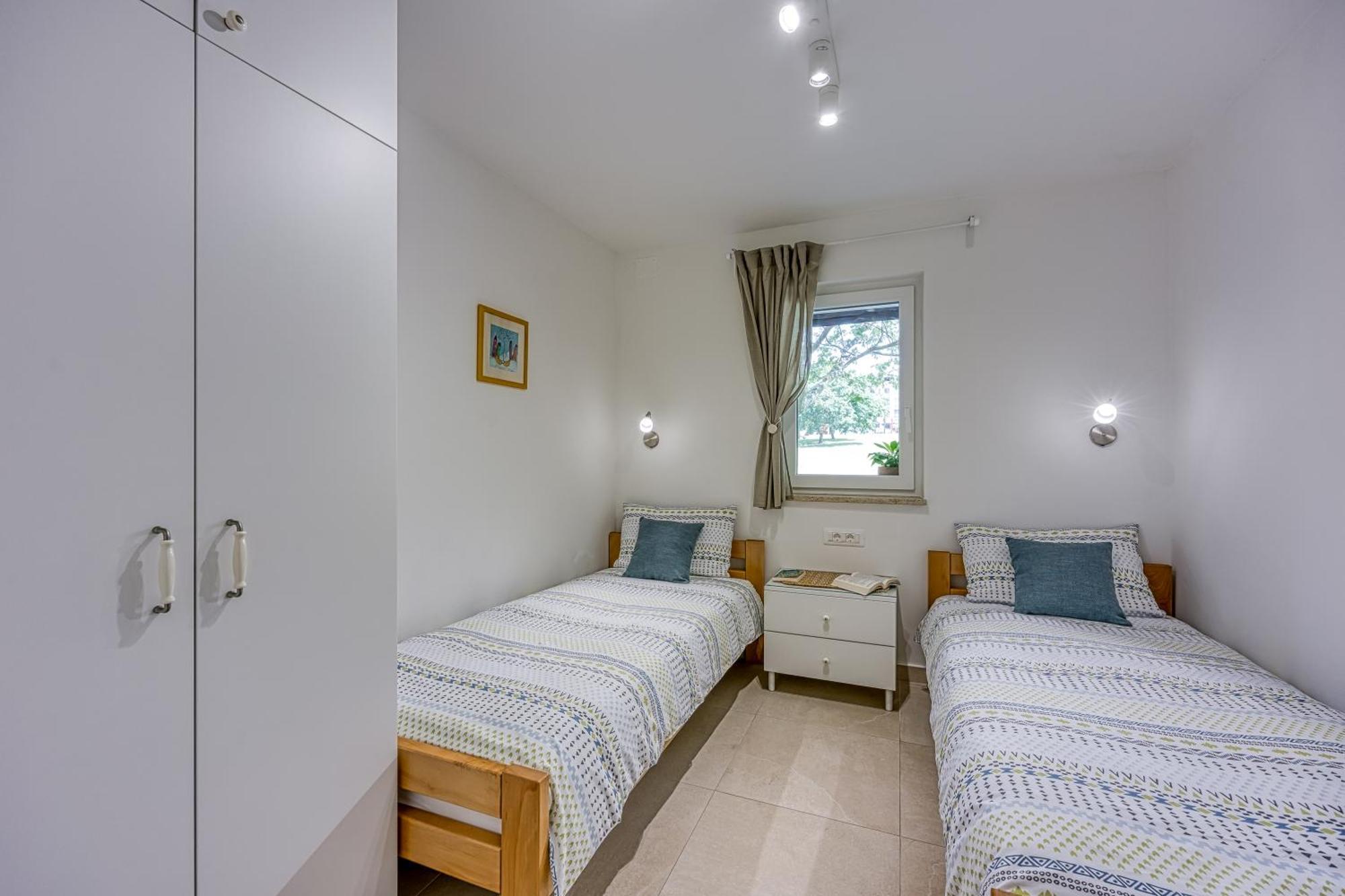 Apartment Lipa Korta - Family In Porec, 850 M To The Sea